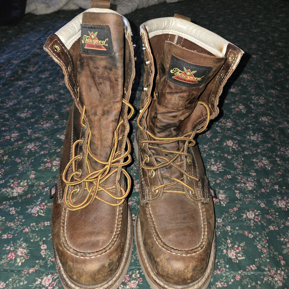 Thorogood 8in Moctoe Leather Boots
